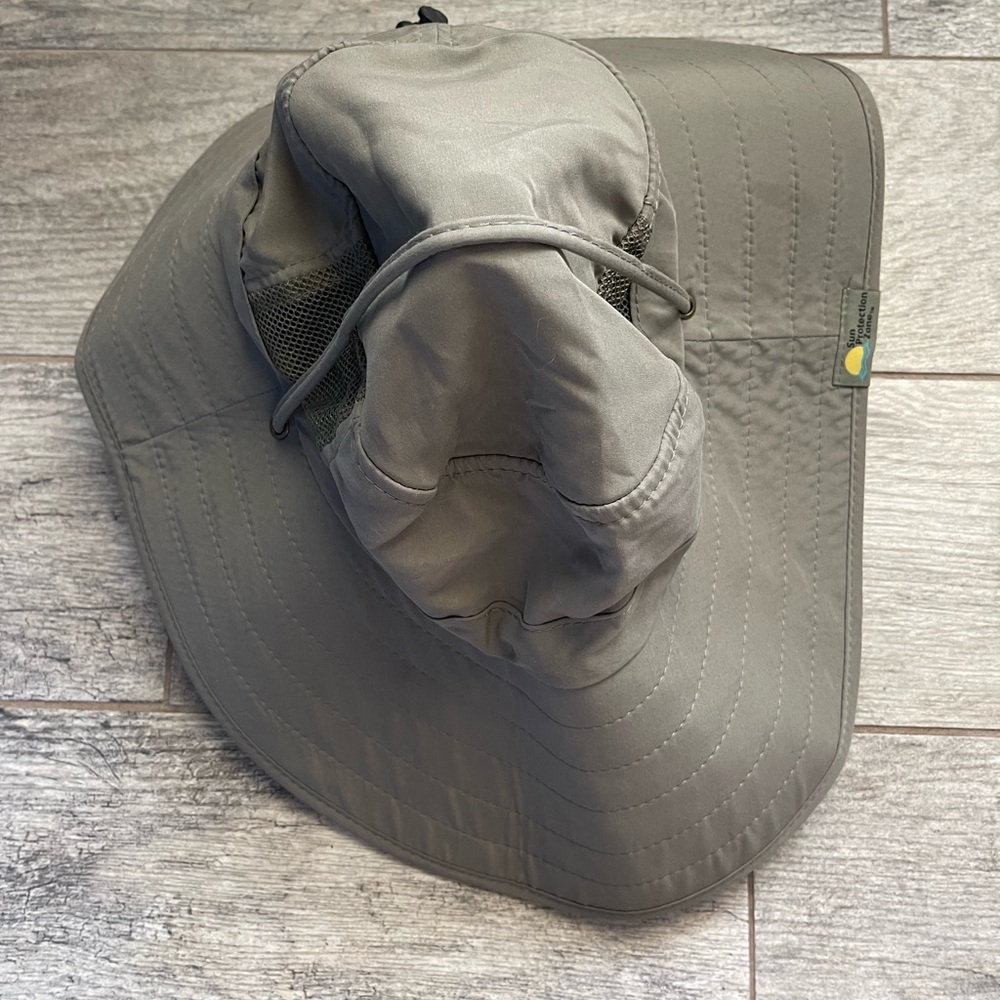 Sun Protector hat